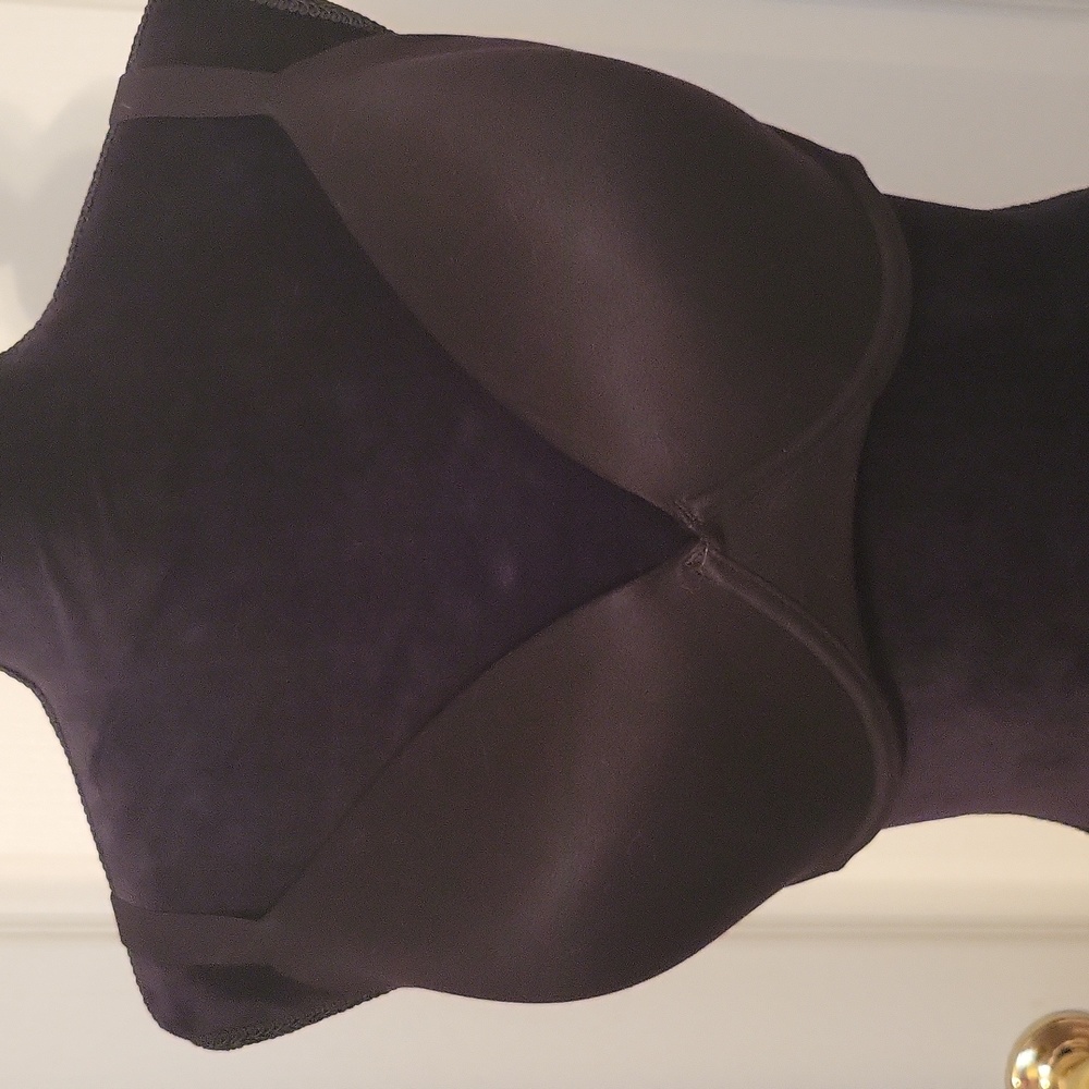 EUC 34DDD Soma Enbliss Underwire Bra